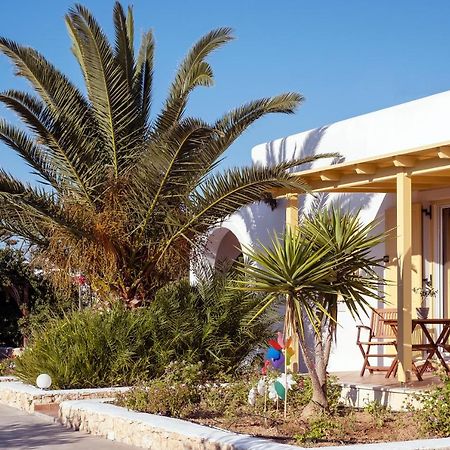 Paktia Villas Páros Buitenkant foto