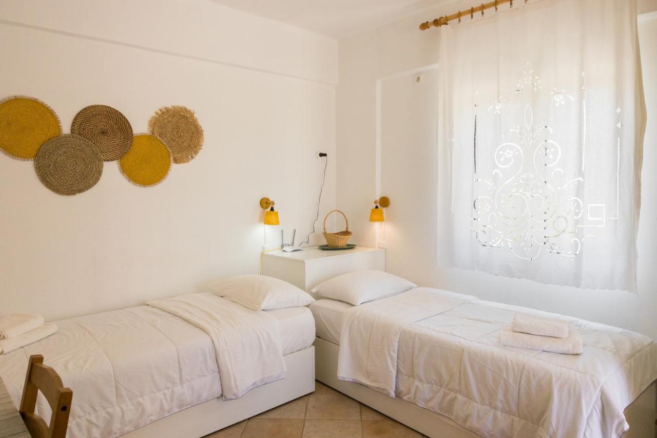 Paktia Villas Páros Buitenkant foto
